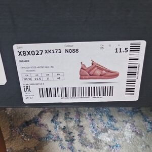Emporio Armani EA7. Ash Rose Unisex Sneakers